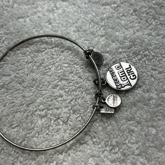 Alex and Ani adjusting bangle in silver with charm “Because I’m a Girl” - Picture 4 of 5